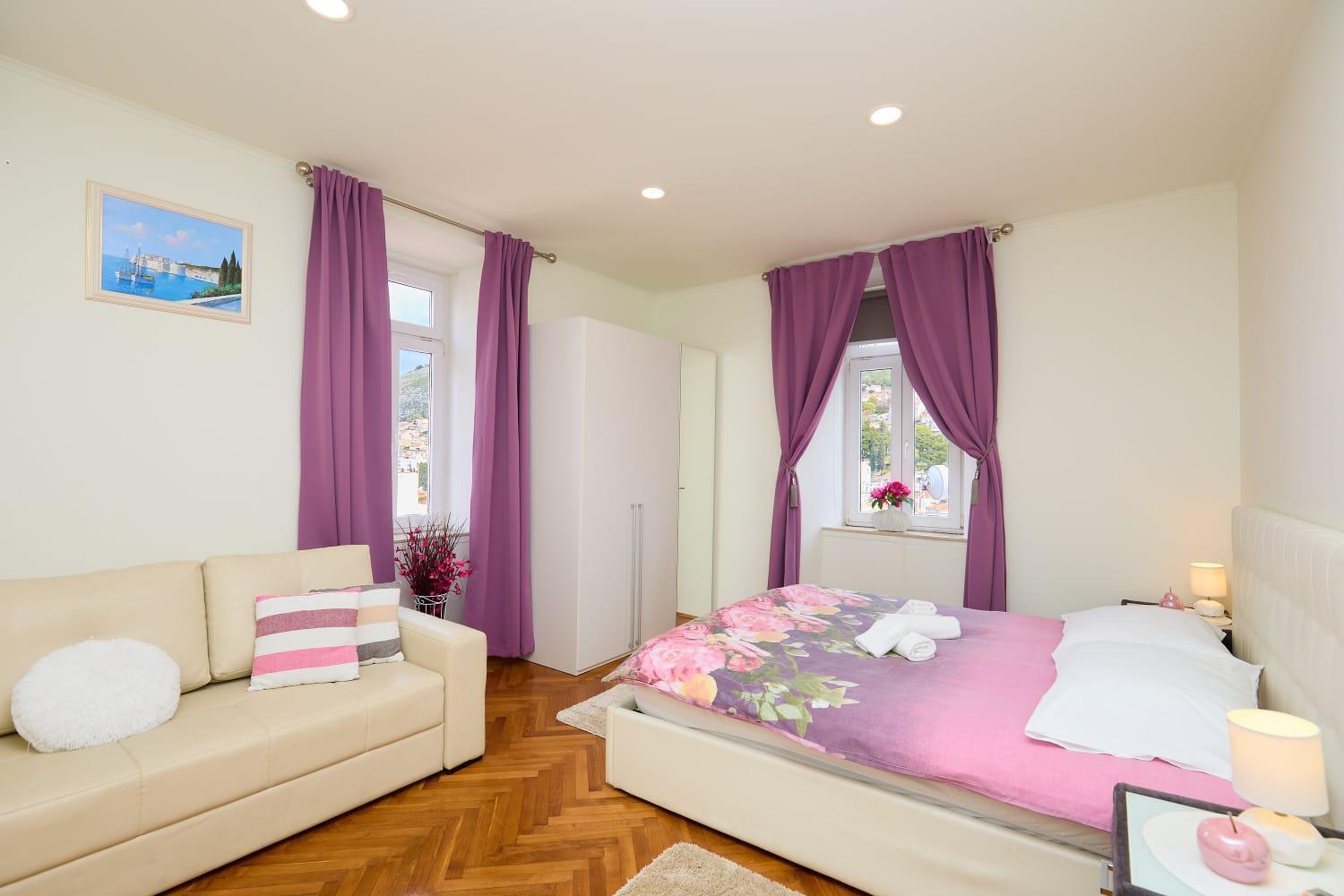 Spacious 4 Bedroom Dubrovnik Apartment Exterior photo